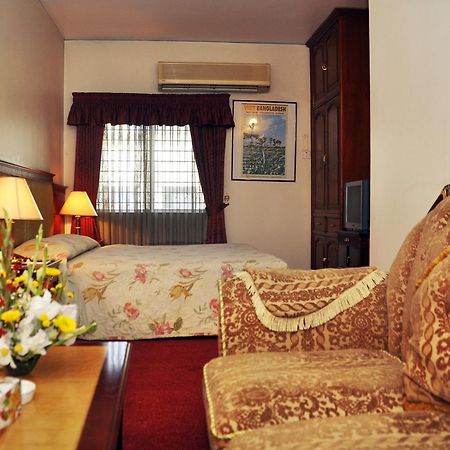 Hotel Bon Vivant Дакка Экстерьер фото